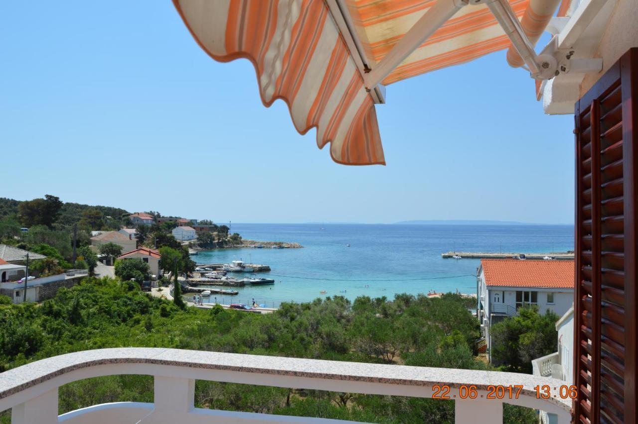 לון Apartments And Rooms By The Sea Jakisnica, Pag - 4160 מראה חיצוני תמונה